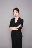 中基·帅车值新（老板娘）抖音达人头像