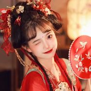 小羊崽吃了吗🐑抖音达人头像