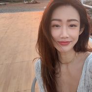 苗小苗🔅抖音达人头像
