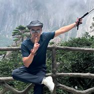 游泳巩鉴辉抖音达人头像