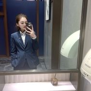 荣徽新房张贝贝抖音达人头像