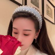 月芽饰品店抖音达人头像