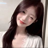 新颜记美妆专营店抖音达人头像