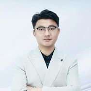 王老师-韩国Dyesoo联合创始人抖音达人头像