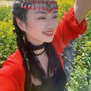 养鸭敏儿抖音达人头像