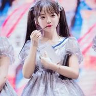草莓🍓果冻抖音达人头像
