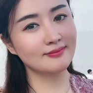 杨丽臻🍒《仅此一个号》抖音达人头像