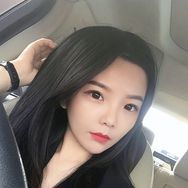 九九小个子穿搭抖音达人头像
