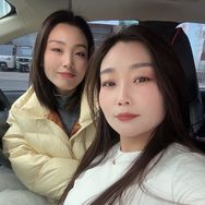 大姑姐和弟媳抖音达人头像