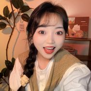 潇潇呀抖音达人头像