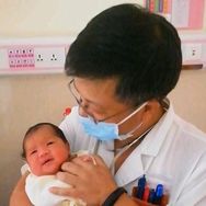 爷爷来啦！程大夫谈育儿抖音达人头像