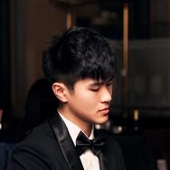 琥珀琴师Louis抖音达人头像