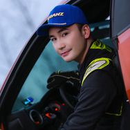 赛车手杨桓抖音达人头像
