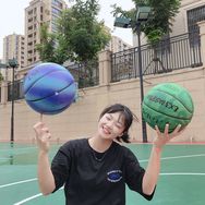 篮球少女哎哟薇抖音达人头像