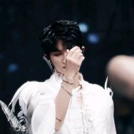 枕云深抖音号头像