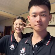 大连小两口海鲜抖音达人头像