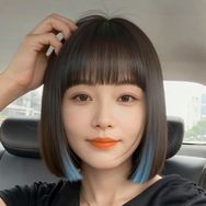 小月亮抖音达人头像