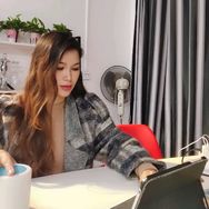 大表姐冬瓜叶抖音达人头像