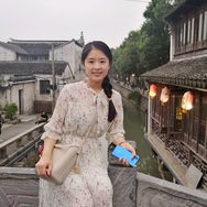文老师抖音达人头像