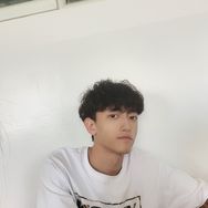 然然然然抖音达人头像