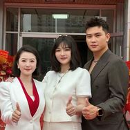 霞老表小跟班（建芬）抖音达人头像