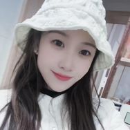 小羽🍀抖音达人头像