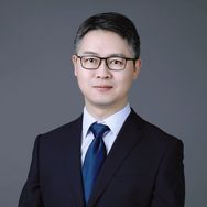 开心的军哥抖音达人头像