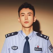 二喜警官抖音达人头像