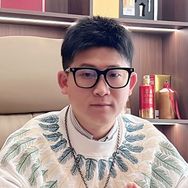 秦少(助理号)云仔和江华善行抖音达人头像