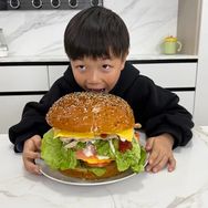 小潼潼抖音达人头像