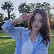 韩依舍抖音达人头像