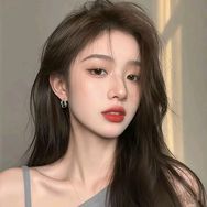 洛柒抖音达人头像