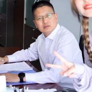 职场变形记抖音达人头像