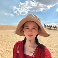 蕾蕾吖（发疯版）抖音达人头像