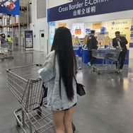 （摸良心）清货中……抖音达人头像