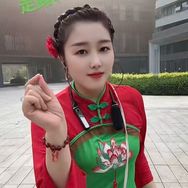 小雨010抖音达人头像
