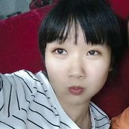 燕灵抖音达人头像