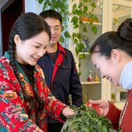 锦鲤小富婆抖音达人头像