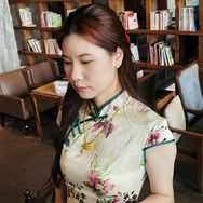 吴小姐高端珠宝（静静）抖音达人头像