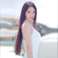 罗苹果·逆光之谜面罩抖音号头像