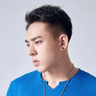 小火华（呼啦圈小王子）抖音达人头像