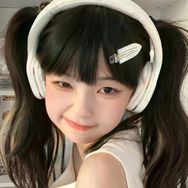 小甜包吖抖音达人头像
