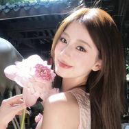 伶俐贝越抖音达人头像