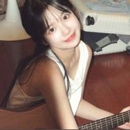 轻 舟抖音达人头像