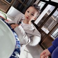 小羊咚咚童装抖音达人头像