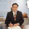 何君尧JuniusHo抖音达人头像