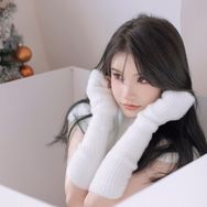 金洲洲抖音达人头像