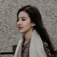牛二菲抖音达人头像