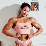 IFBB PRO_晓婷（接线上、线下）抖音达人头像