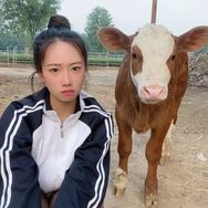 放牛妹 小周抖音达人头像
